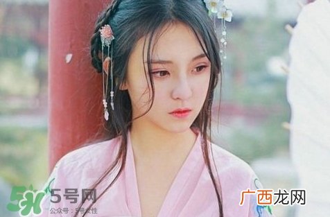 脖子上长痘痘用什么药?脖子上长痘痘擦什么药?