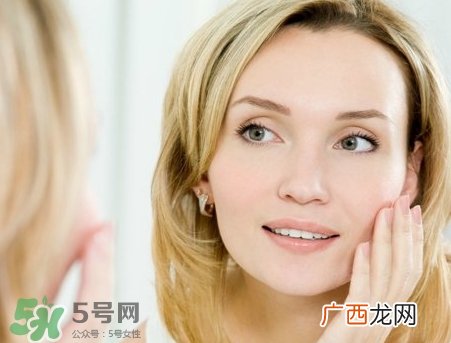 唇周边长痘用什么药膏?唇周边长痘涂什么药好?