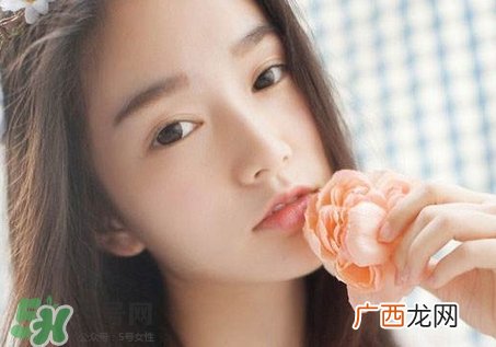 唇周边长痘用什么药膏?唇周边长痘涂什么药好?