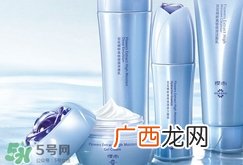 脸上长痘痘用什么护肤品好?脸上长痘痘用什么化妆品好?
