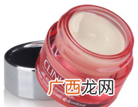送妈妈什么护肤品好？给妈妈送什么护肤品好