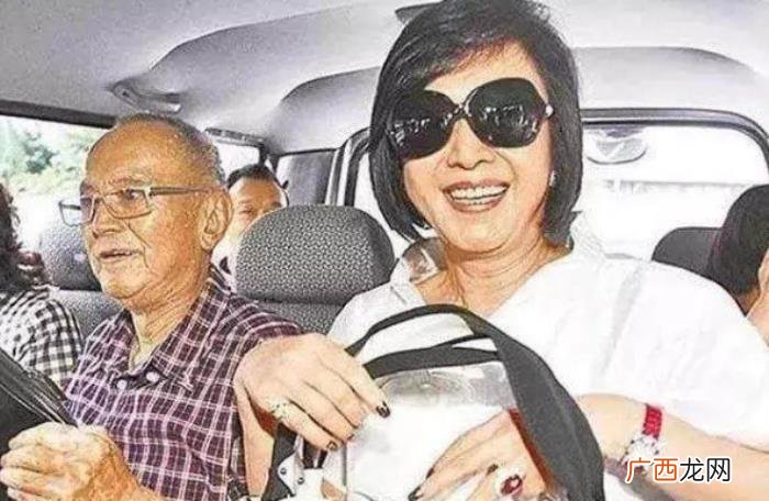 喜欢侯佩岑，豪门私生女侯佩岑凭什么人人都喜欢
