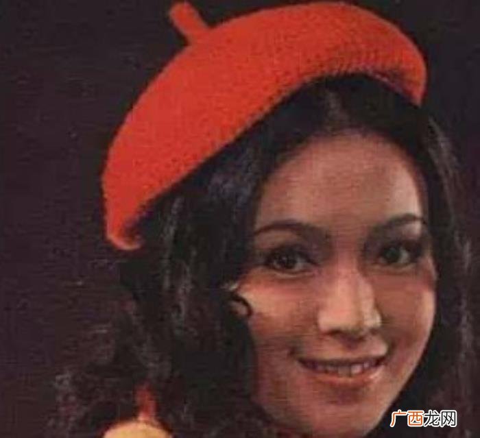喜欢侯佩岑，豪门私生女侯佩岑凭什么人人都喜欢