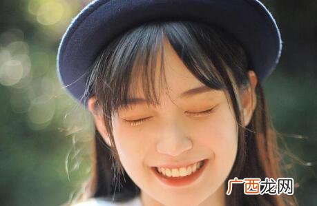在众多恋爱中,初恋为什么那么难忘记?
