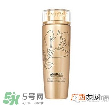美容液是爽肤水吗？美容液和爽肤水的区别