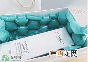 美容液是精华液吗？美容液和精华液的区别