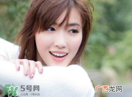 鼻子上有油是怎么回事?鼻子上有油怎么办?
