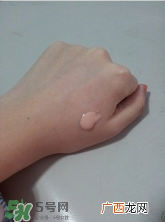 迪奥梦幻美肌修颜乳好用吗？迪奥修颜乳怎么样