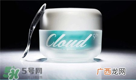 九朵云祛斑霜适合什么年龄?九朵云祛斑霜适合年龄