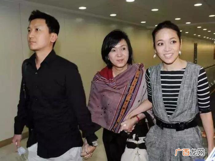 周杰伦学历，周杰伦妈妈为啥不喜高学历高颜值的侯佩岑