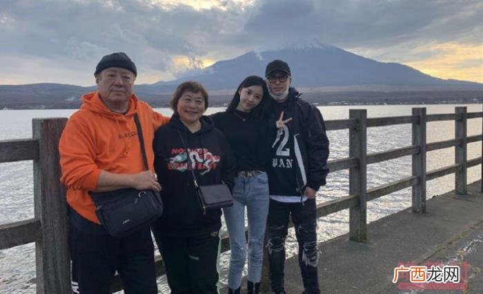 潘玮柏老婆，潘玮柏老婆Luna宣云个人资料照片