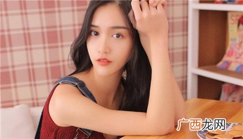 如何判断女生是否单身？单身女生都有这些表现