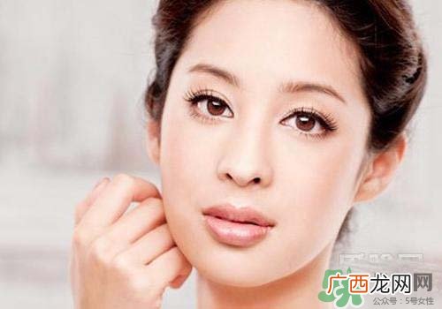 补水霜什么时候用？补水霜什么时候用好？