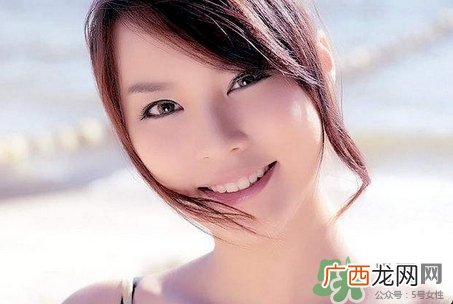 眼角长痘痘是什么原因?眼角长痘痘怎么办?