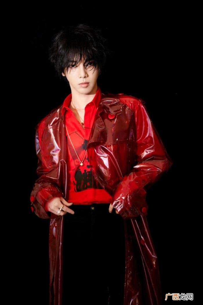 华晨宇圈粉，可圈粉最多的居然是来助演的华晨宇