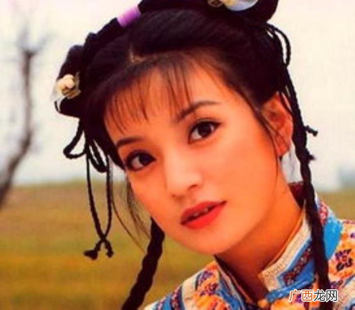 赵薇黄有龙，正当红的赵薇为何会嫁给二婚的黄有龙