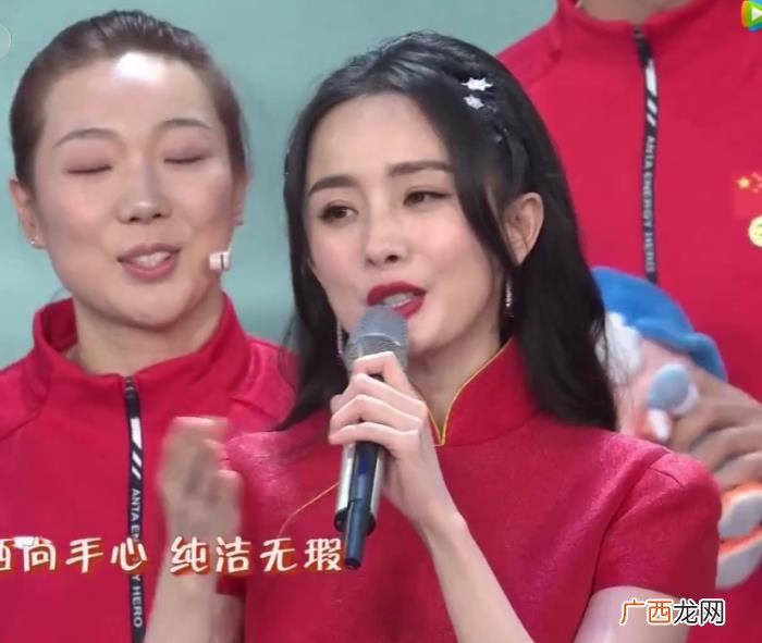 周杰伦杨幂，春晚杨幂瘦到下巴突兀、周杰伦瘦成瓜子脸