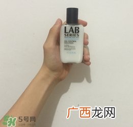 收敛水是爽肤水吗?收敛水和爽肤水的区别?