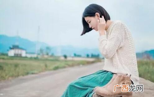 形容女生声音好听的词语，给她耳目一新的感觉