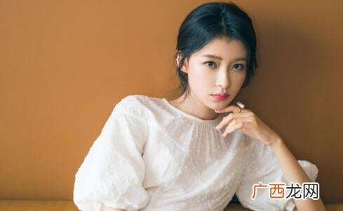 男生一追就答应的女生是不是很随便?