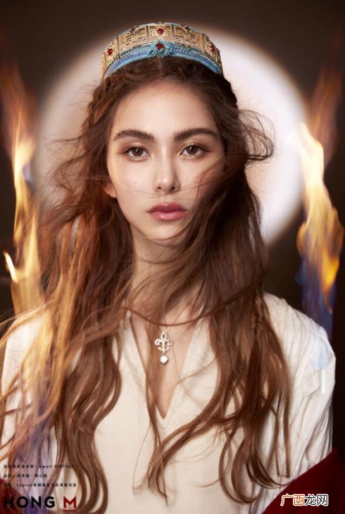 周杰伦头衔，顶着周杰伦夫人头衔成为新晋资源咖