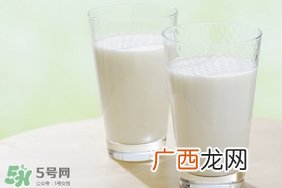 牛奶洗脸有什么好处?牛奶洗脸有什么坏处?