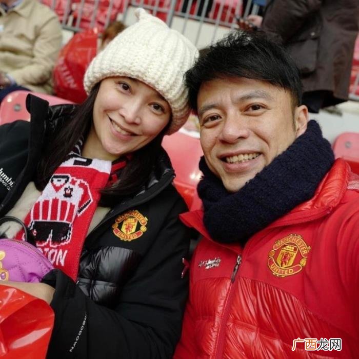 伏明霞嫁谁，伏明霞与丈夫梁锦松送长女近亿元豪宅