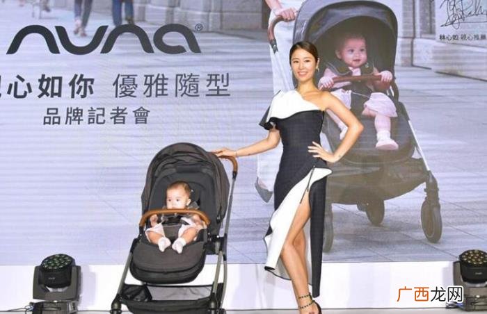 霍建华生活，林心如罕见公开家庭生活抱怨老公霍建华眼中只有女儿