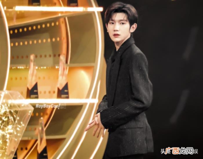 王源和杨紫,唐嫣倪妮王源杨幂杨紫同框成真香现场