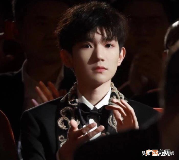 王源和杨紫,唐嫣倪妮王源杨幂杨紫同框成真香现场