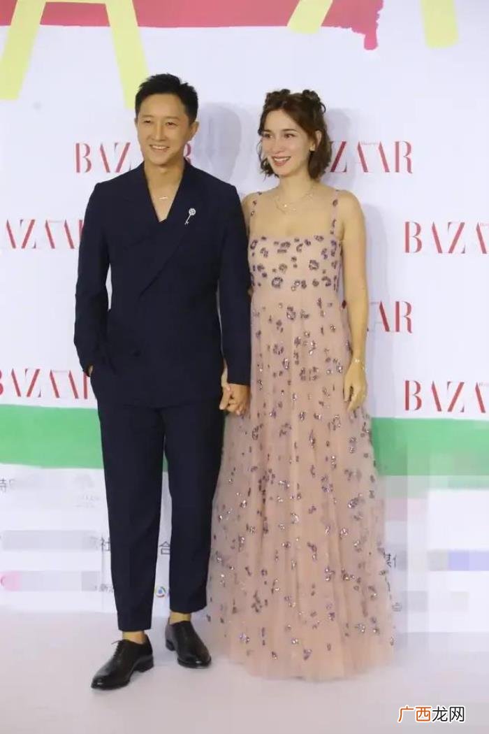 杨颖正脸照，Angelababy似森林里走出的公主