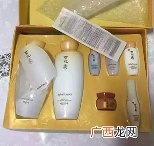 护肤品冻了还能用吗？化妆品冻成冰了还能用吗？