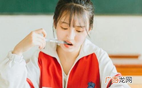 幼稚的女生有什么表现？遇到幼稚女生要三思