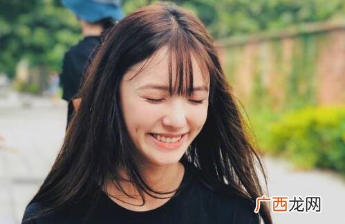 女生有好感的初期表现，别忽略这些小细节