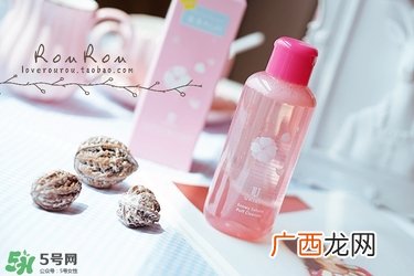 ukiss悠珂思粉扑清洗剂怎么用？悠珂思粉扑清洗剂使用方法