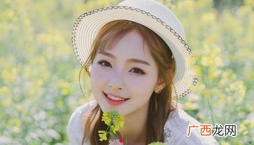 异性对你有感觉的信号，女生发出这些信号就是有戏