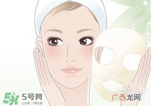 冬天敷面膜可以用热水泡吗？冬天敷面膜用多少度的水泡？