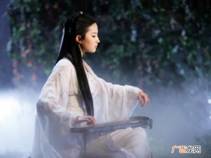 刘诗诗跳舞，刘诗诗、章泽天、迪丽热巴都这么会跳舞