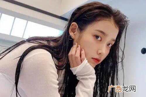 为什么外表看起来高冷的女生，但其实很好追？
