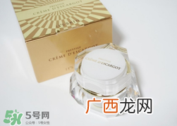 伊思适合多大年龄段,伊思红参水乳适合什么年龄段
