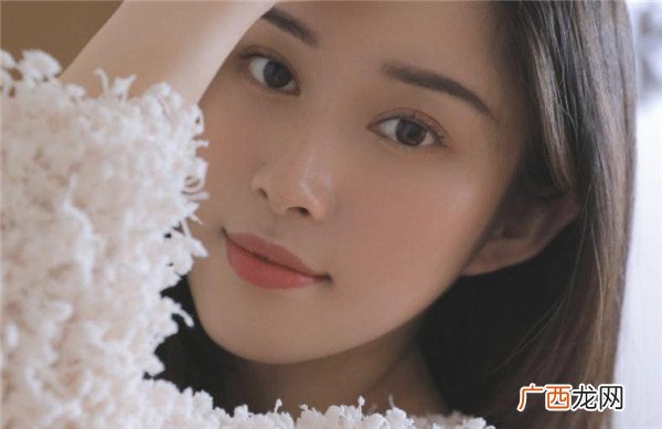 追女生一定要花很多钱吗？