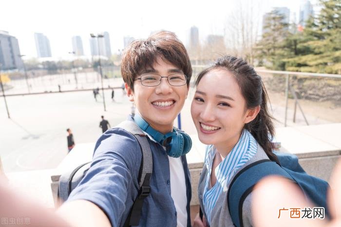 能够让花心的男人收心的女人 花心男人老了会收心吗