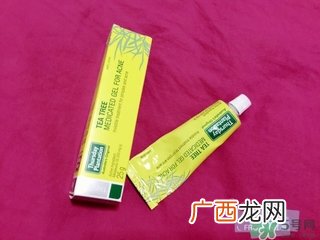 星期四茶树精油和凝胶哪个好？星期四农庄茶树精油和凝胶对比