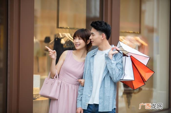 凤凰男爱上家境优渥的独生女 凤凰男会娶什么女人