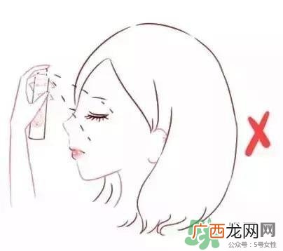 护肤品正确使用手法 别再错误护肤啦