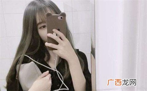 对女生说的感动的话，感动到哭的情话