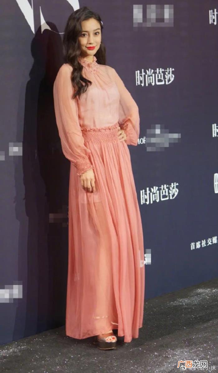 揭开了娱乐圈女追男的套路 女生追男生的聊天套路