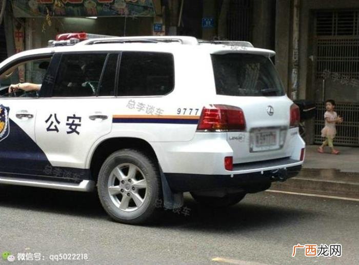电视剧路虎,电视剧特警的力量特警为什么可以开悍马路虎