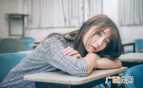 一个有选择困难症的女生，很有可能是个渣女