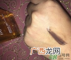 凡茜白茶卸妆油怎么用？凡茜卸妆油使用方法